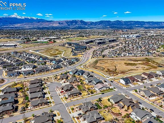 5th image of 5563 Wolf Village Dr