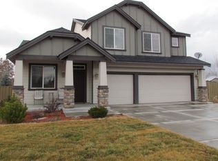 2941 SW 50th Ct, Redmond, OR 97756