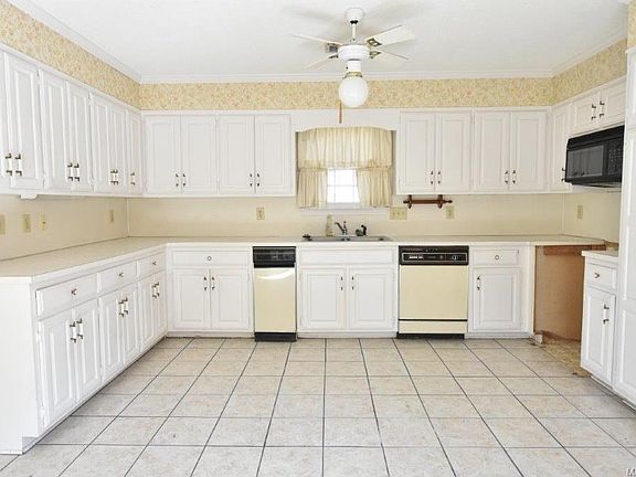 2nd image of 4017 Ware Hill Dr