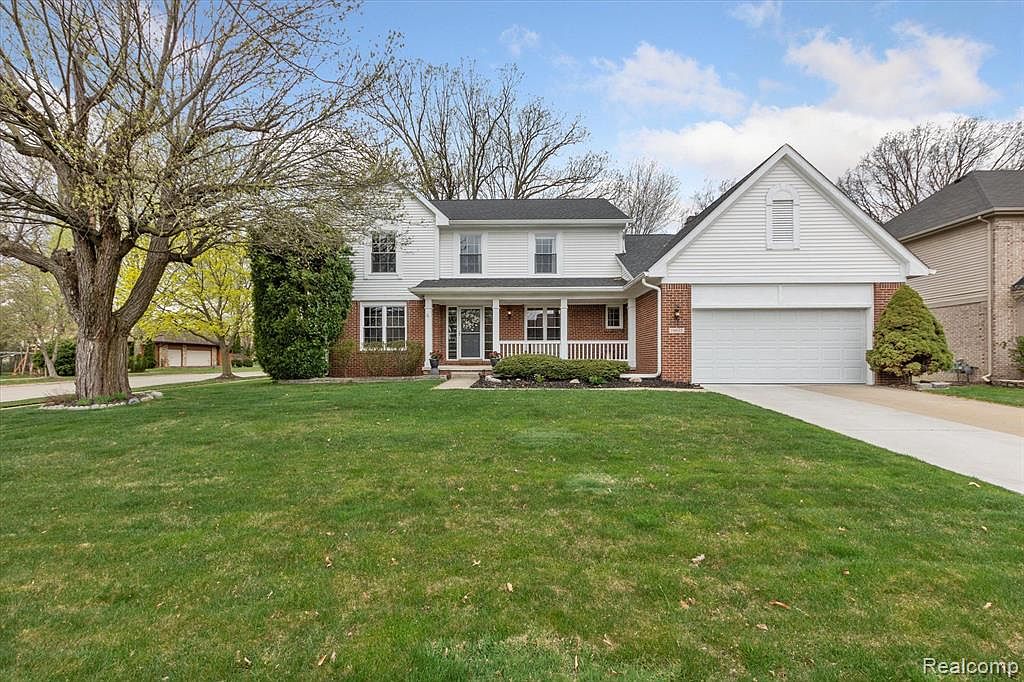 18635 Glengarry Dr, Livonia, MI 48152 Zillow