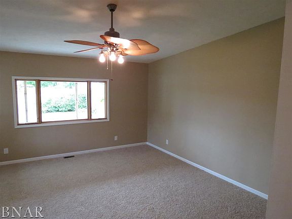 5th image of 1503 N Roosevelt Ave
