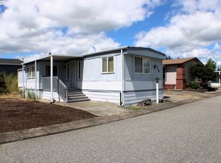 228 SE Estate Loop, Winston, OR 97496
