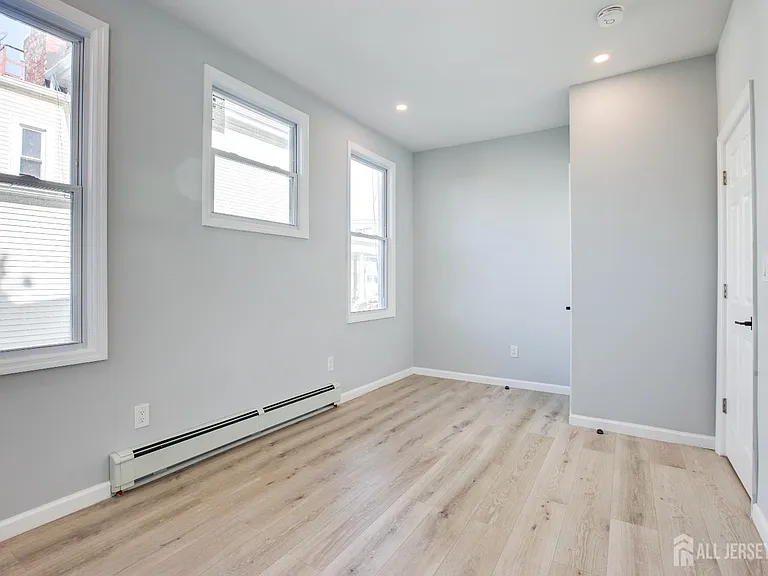 34-36 Millington Ave #1 — Photo 9