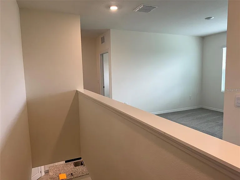 2572 Tulip Dr — Photo 11