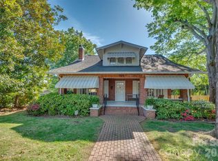 151 S Magnolia St, Forest City, NC 28043