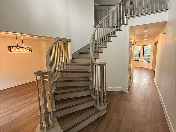 Front Entry View