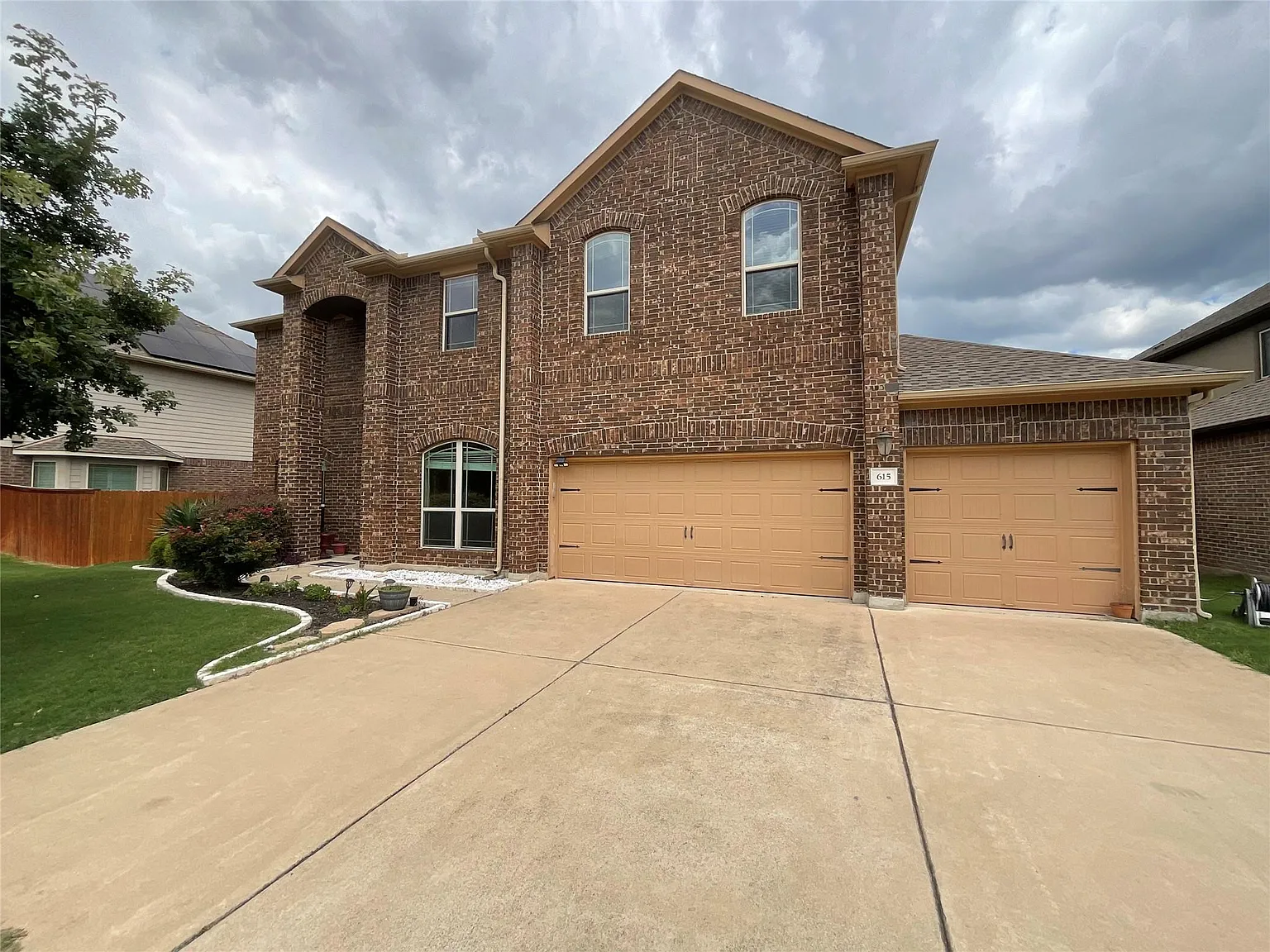 5 bed, 3.5 bath, 3474 sqft, $3,250 — Photo 3