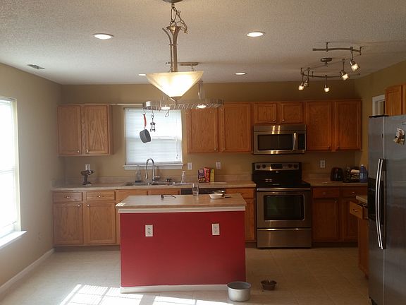 4th image of 8616 Aylesworth Dr