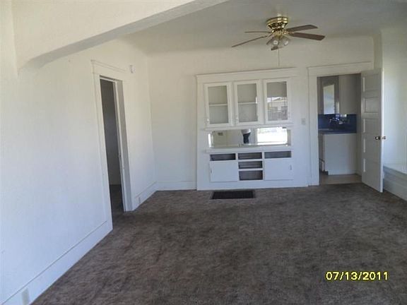 3rd image of 1271 E El Monte Way