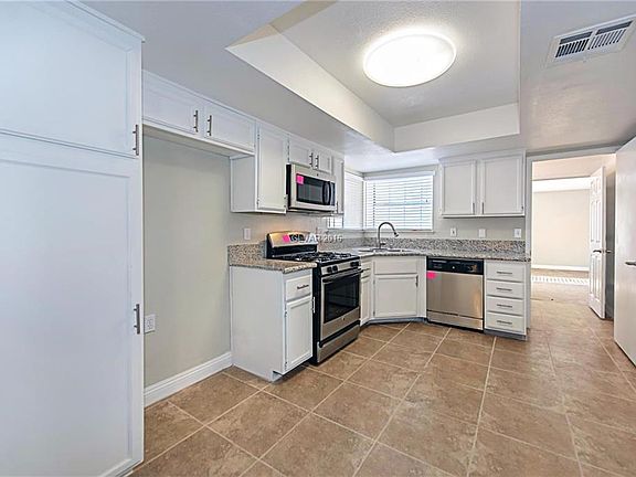 2nd image of 4355 Faberge Ave