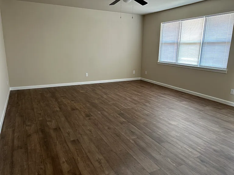 5704 Bryan St — Photo 14