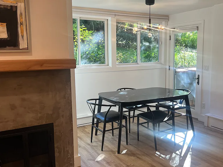 910 W Hallam St #1 — Photo 13
