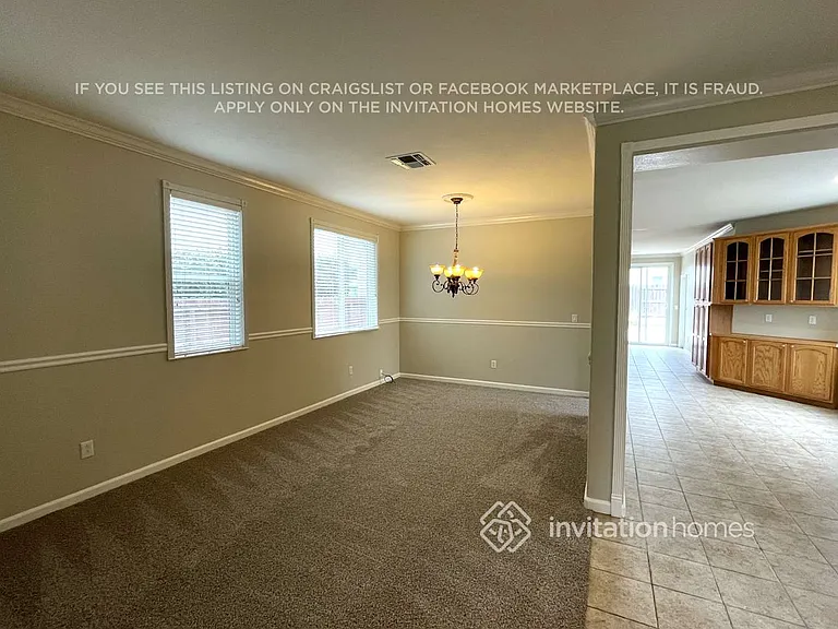 1764 Dover Cir — Photo 3