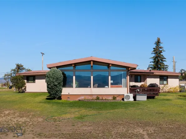 304 N Brooke St, Whitehall, MT 59759