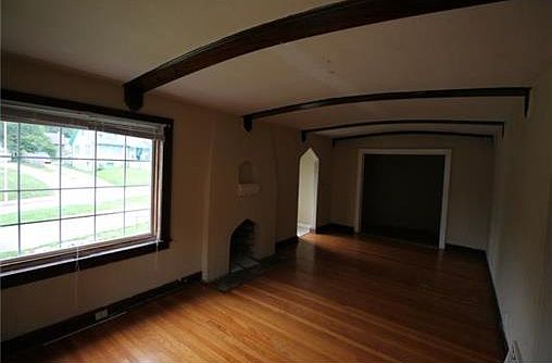 3rd image of 7324 Tracy Ave