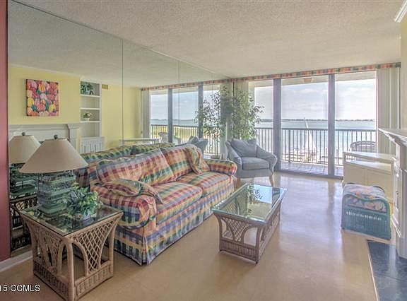 3rd image of 211 Arendell St APT 602