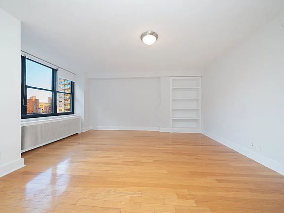 4th image of 400 E 57th St #4HN