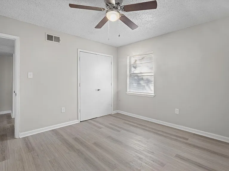 Main Street Villas — Photo 2