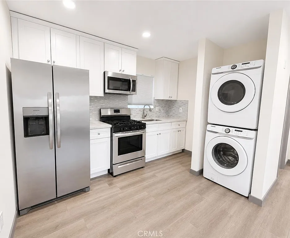 1 bed, 550 sqft, $1,945 — Photo 3