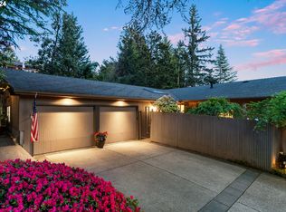 2550 SW Scenic Dr, Portland, OR 97225