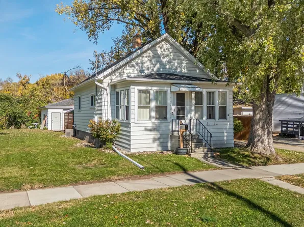 1408 W Bent Ave, Oshkosh, WI 54901