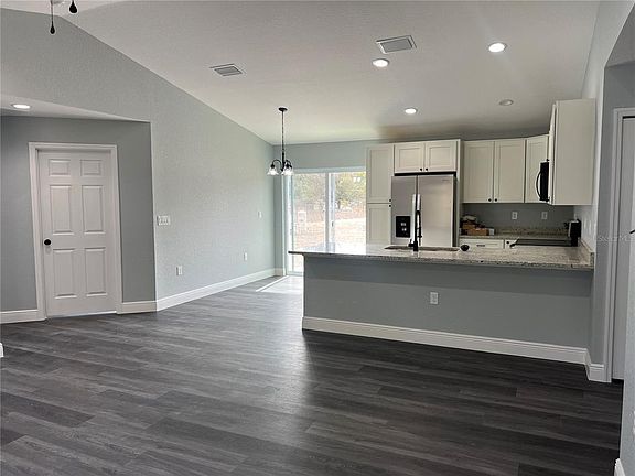 4th image of 2512 SW 147th Place Rd