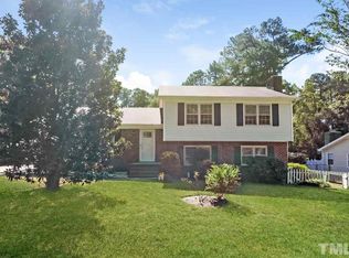 5308 Quail Meadow Dr, Raleigh, NC 27609