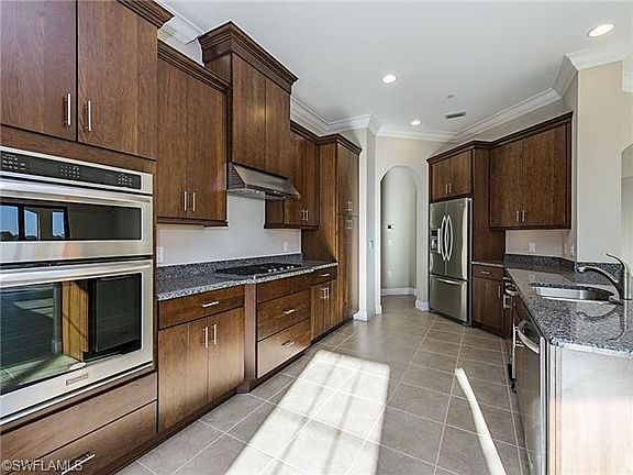 3rd image of 2768 Tiburon Blvd E APT 302