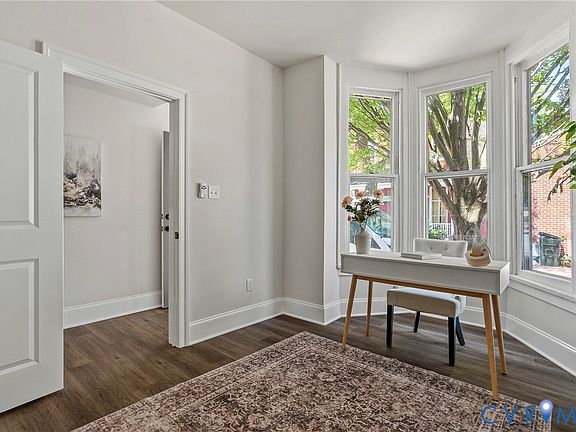 5th image of 523 Saint James St