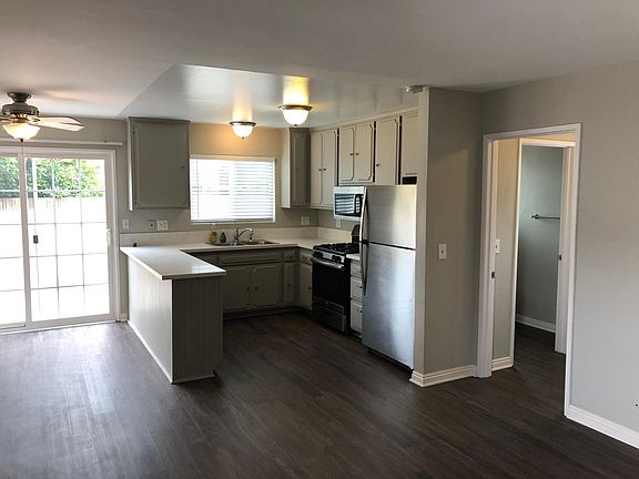 2nd image of 1742 Elm Ave