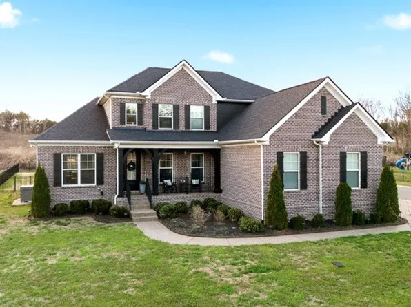 301 Goodwin Ln, Lebanon, TN 37087