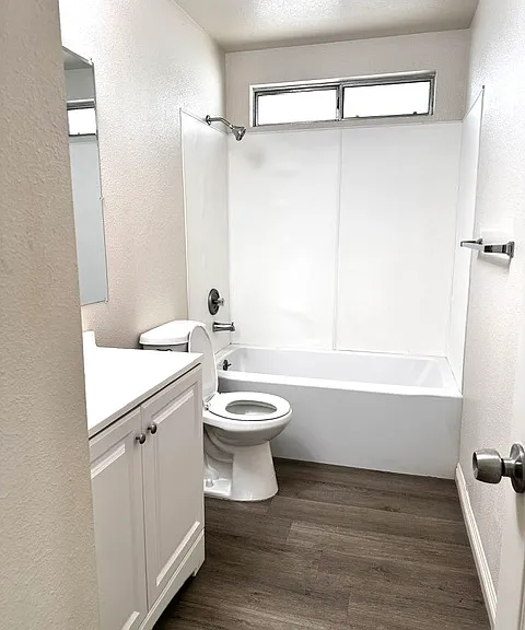 3235 W Clinton Ave #101 — Photo 4