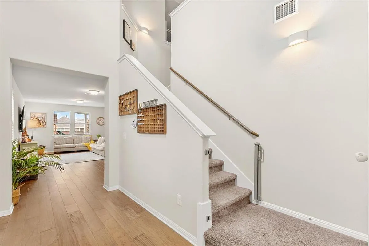 Building Photo - 10206 Ansel Dr
