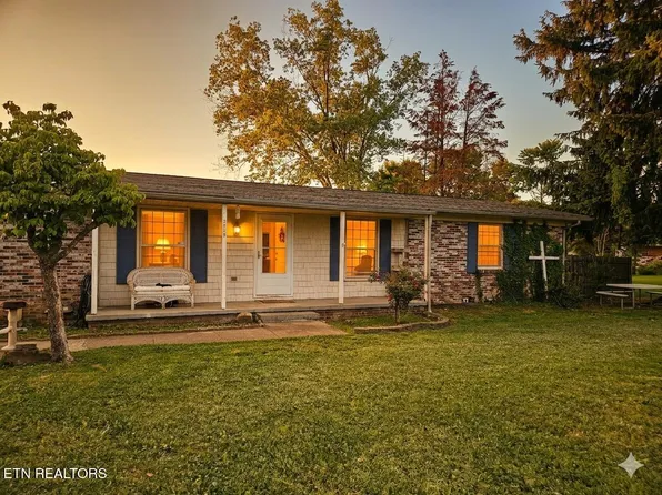 2115 Sentell Cir, Maryville, TN 37803