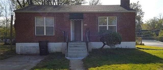 1st image of 8166 Vardaman Dr