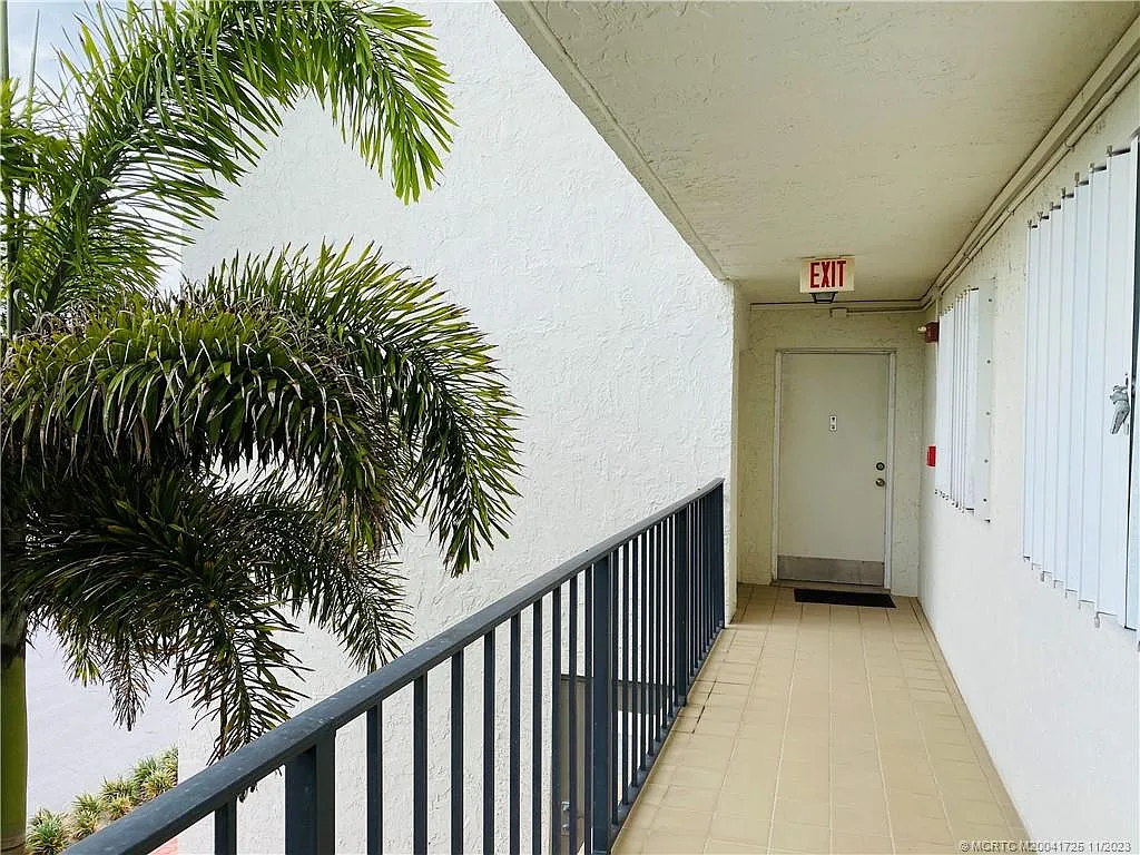 2 bed, 2.0 bath, 1112 sqft, $2,700 — Photo 4