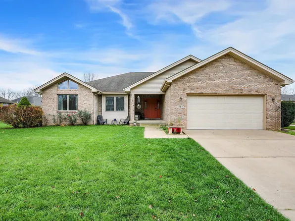 957 Northern Goshawk Dr, Columbus, IN 47203