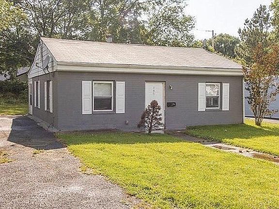 2nd image of 408 Bethune Dr #408