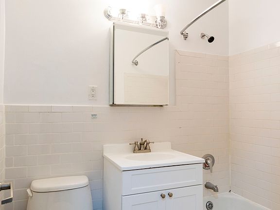 4th image of 784 Columbus Ave APT 12C