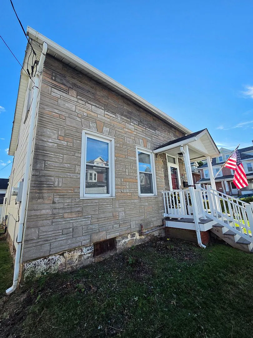 Charming 3-Bedroom Home in Bethlehem — Photo 3
