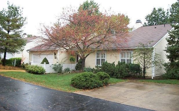 1st image of 952 Sturbridge Dr