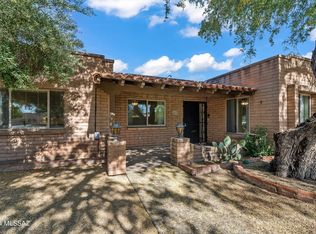 2413 N Shade Tree Cir, Tucson, AZ 85715