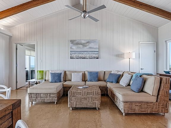 5th image of 914 Gulf Shore Dr