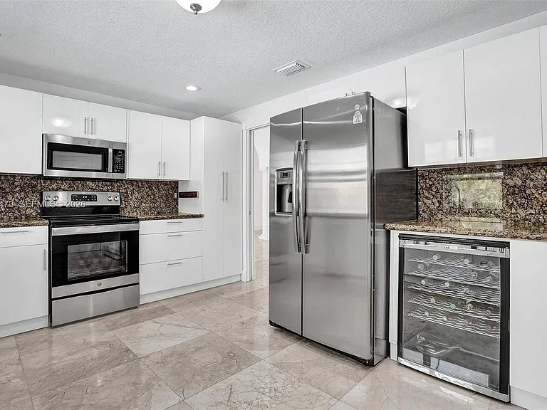 13105 Biscayne Island Ter — Photo 24