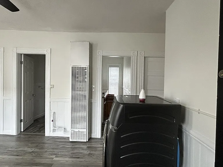 201 Cartier St #1 — Photo 2