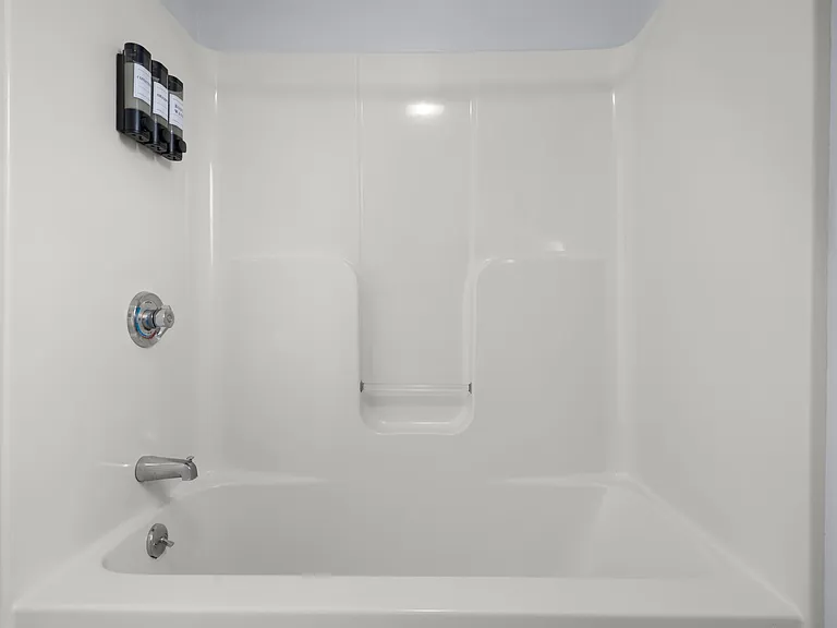342 Front St #2 — Photo 31
