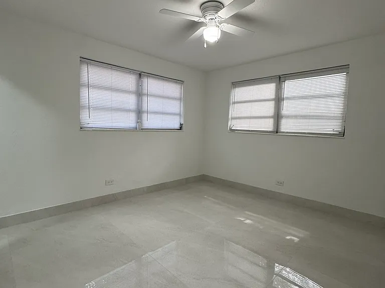 664 Colson Dr — Photo 10