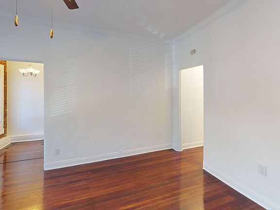 4th image of 520-524 E Elk Ave #520-201
