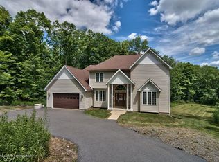 1304 Old Trail Rd #L5, Clarks Summit, PA 18411