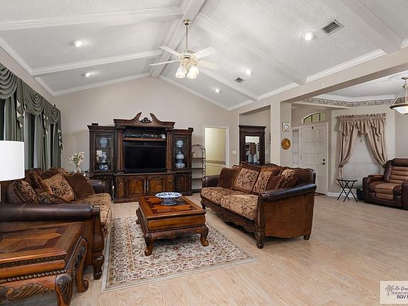 4th image of 4661 Beaver Pond Dr
